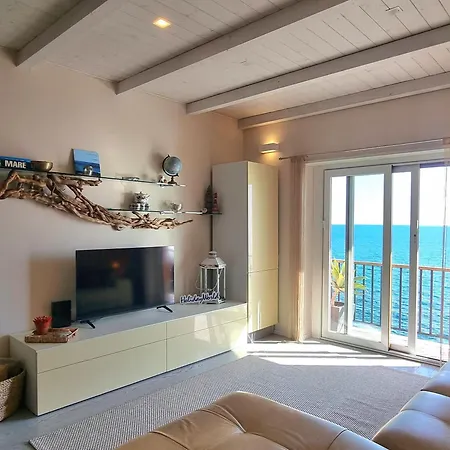 Apartamento Alemare By World Génova